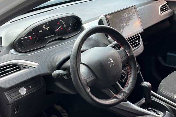 Used Peugeot 2008 2014 1.6L Automatic Trend Edition Interior 1