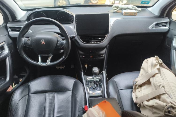 Used Peugeot 2008 2014 1.6L Automatic Navigation Edition Interior 2