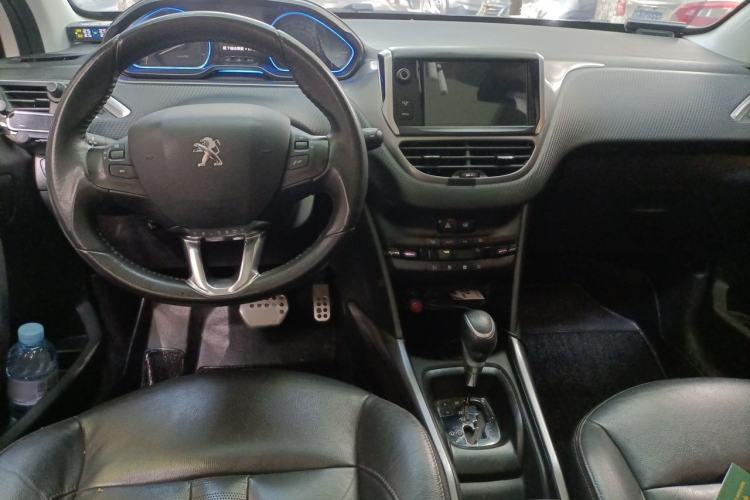 Used Peugeot 2008 2014 1.6L Automatic Navigation Edition Interior 2