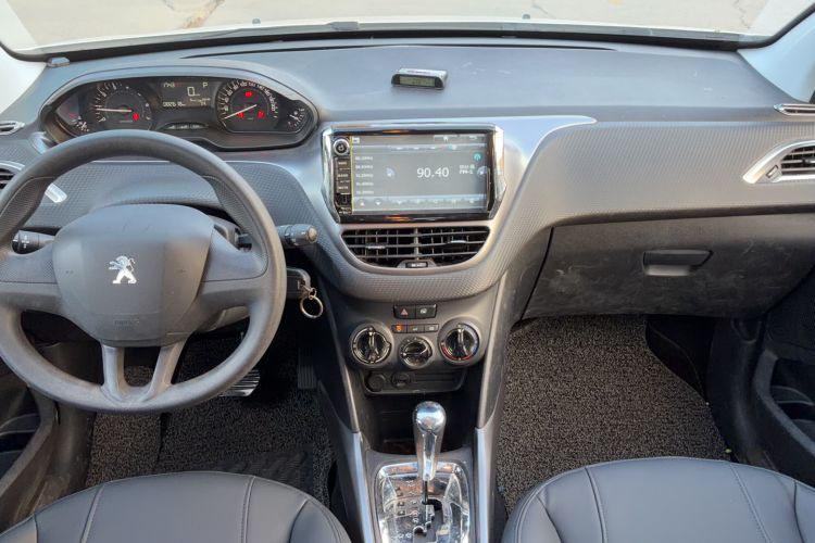 Used Peugeot 2008 2014 1.6L Automatic Trend Edition Interior 3