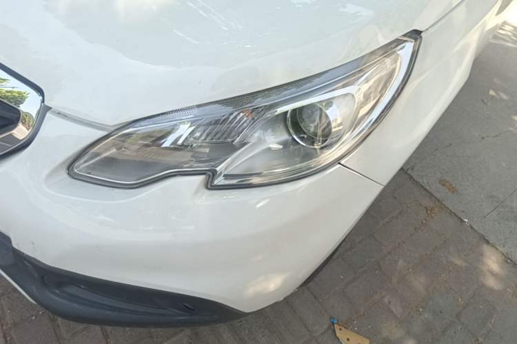 Used Peugeot 2008 2014 1.6L Automatic Trend Edition Left Front Headlight