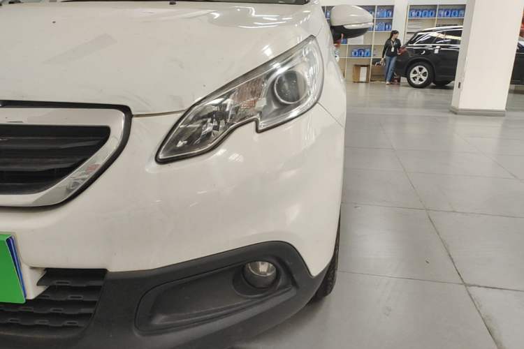 Used Peugeot 2008 2014 1.6L Automatic Trend Edition Left Front Headlight