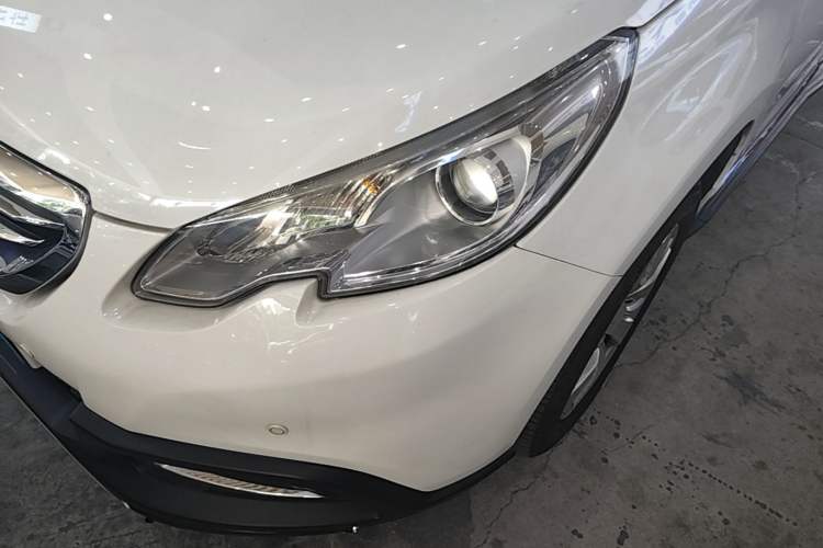 Used Peugeot 2008 2014 1.6L Automatic Fashion Edition Left Front Headlight