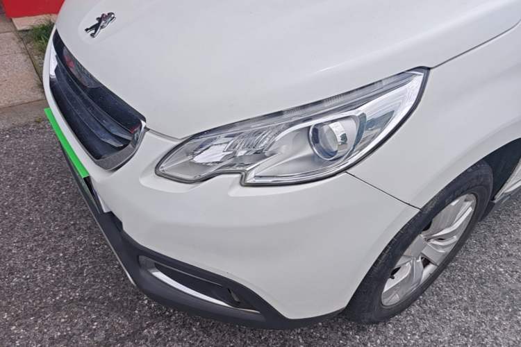 Used Peugeot 2008 2014 1.6L Automatic Fashion Edition Left Front Headlight