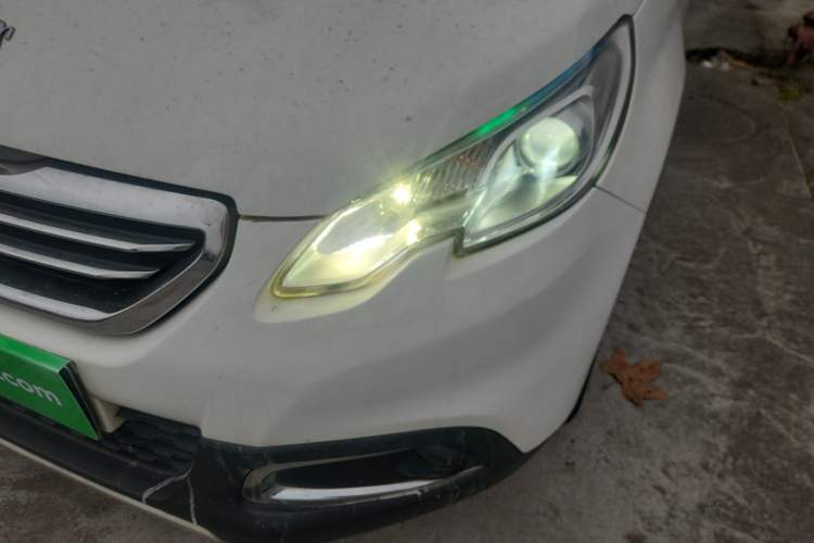 Used Peugeot 2008 2014 1.6L Manual Fashion Edition Left Front Headlight
