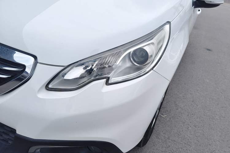 Used Peugeot 2008 2014 1.6L Automatic Fashion Edition Left Front Headlight