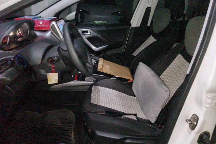 Used Peugeot 2008 2014 1.6L Automatic Fashion Edition Left Front Seat