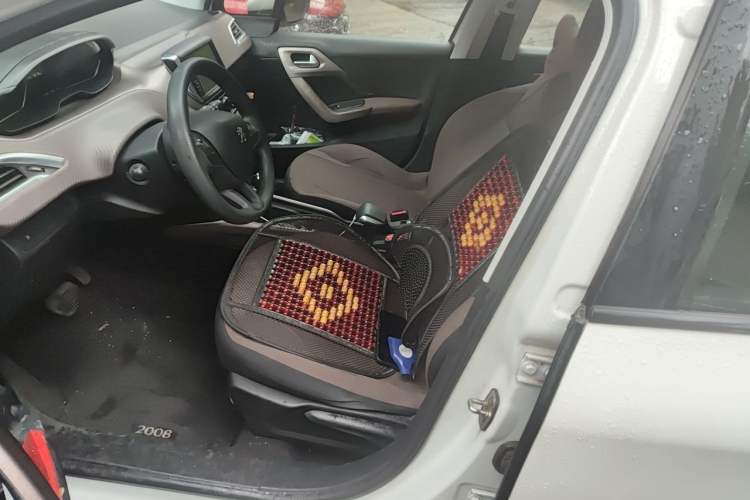 Used Peugeot 2008 2014 1.6L Automatic Fashion Edition Left Front Seat