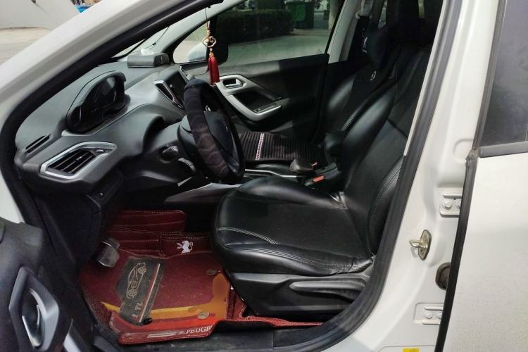 Used Peugeot 2008 2014 1.6L Automatic Fashion Edition Left Front Seat