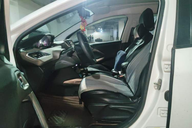 Used Peugeot 2008 2014 1.6L Automatic Fashion Edition Left Front Seat