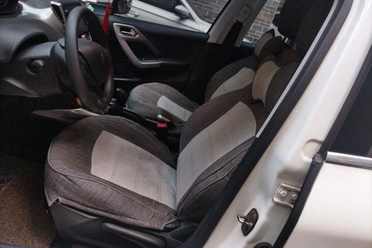 Used Peugeot 2008 2014 1.6L Manual Fashion Edition Left Front Seat