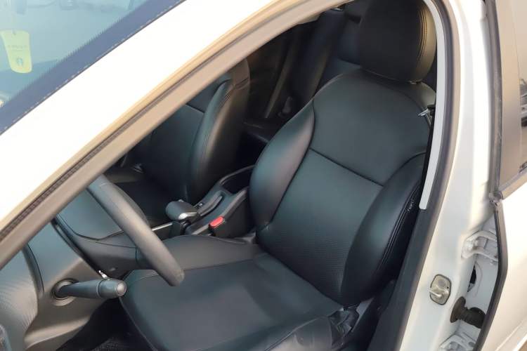 Used Peugeot 2008 2014 1.6L Automatic Fashion Edition Left Front Seat