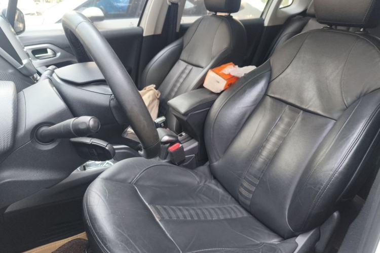 Used Peugeot 2008 2014 1.6L Automatic Navigation Edition Left Front Seat