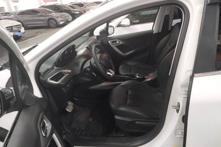 Used Peugeot 2008 2014 1.6L Automatic Navigation Edition Left Front Seat