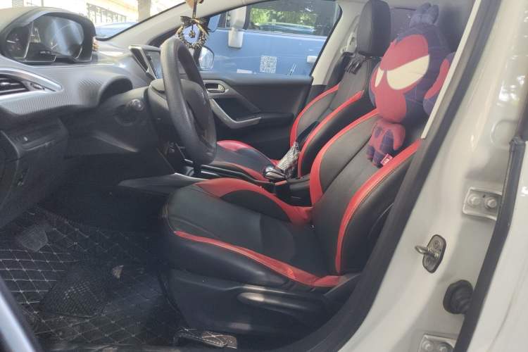 Used Peugeot 2008 2014 1.6L Automatic Fashion Edition Left Front Seat