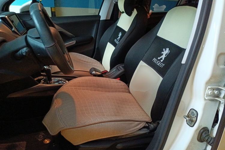Used Peugeot 2008 2014 1.6L Automatic Fashion Edition Left Front Seat