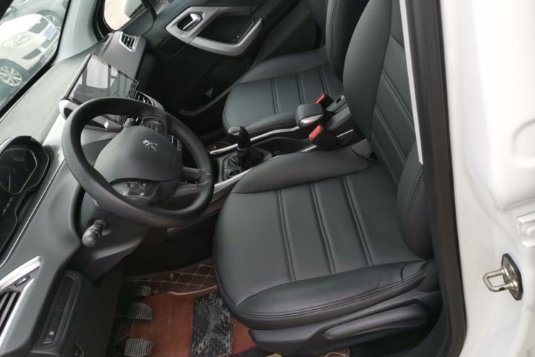 Used Peugeot 2008 2014 1.6L Manual Fashion Edition Left Front Seat