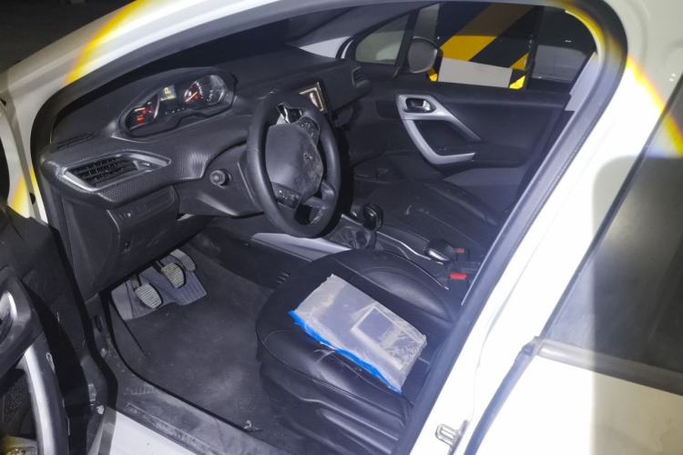 Used Peugeot 2008 2014 1.6L Manual Fashion Edition Left Front Seat