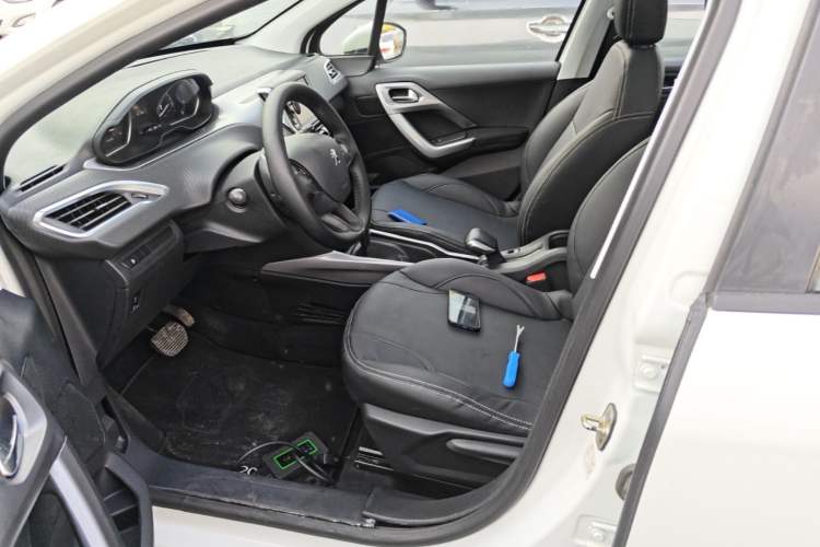 Used Peugeot 2008 2014 1.6L Automatic Fashion Edition Left Front Seat