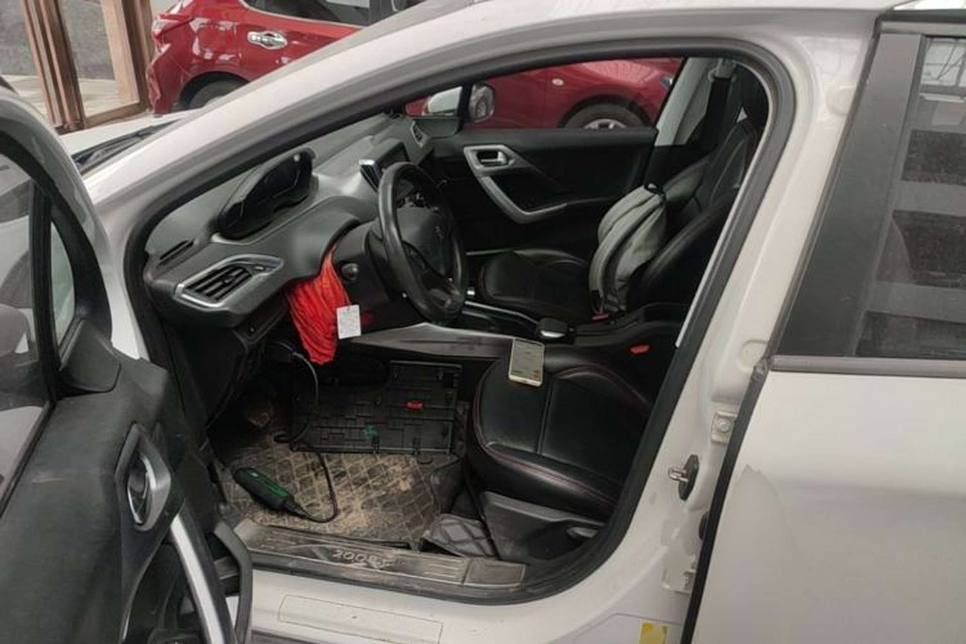 Used Peugeot 2008 2014 1.6L Automatic Fashion Edition Left Front Seat