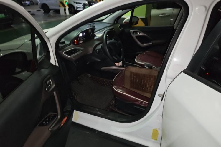 Used Peugeot 2008 2014 1.6L Automatic Fashion Edition Left Front Seat