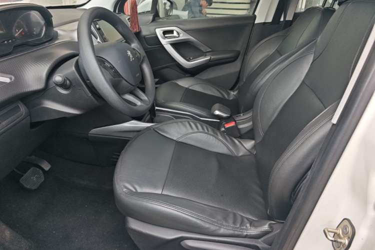 Used Peugeot 2008 2014 1.6L Automatic Fashion Edition Left Front Seat