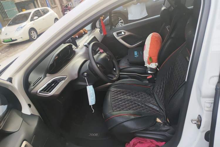 Used Peugeot 2008 2014 1.6L Automatic Fashion Edition Left Front Seat