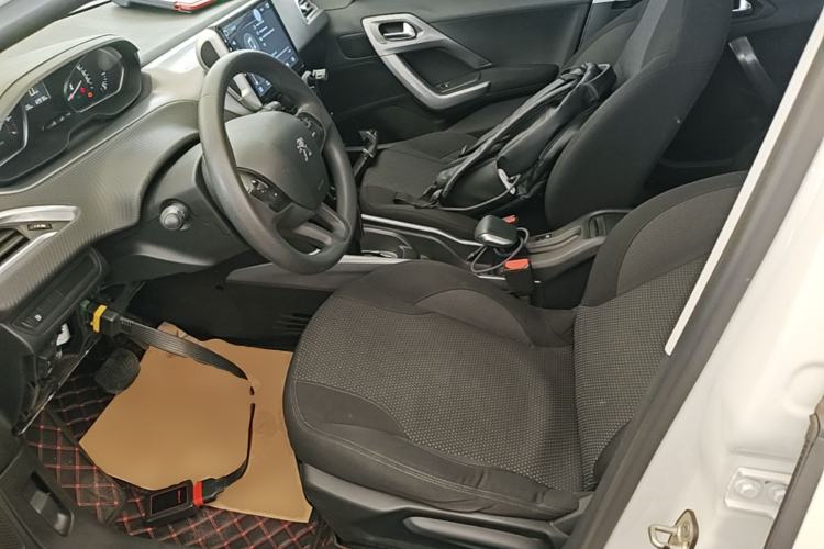 Used Peugeot 2008 2014 1.6L Automatic Fashion Edition Left Front Seat