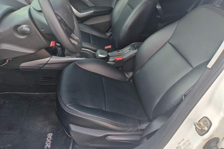 Used Peugeot 2008 2014 1.6L Automatic Fashion Edition Left Front Seat