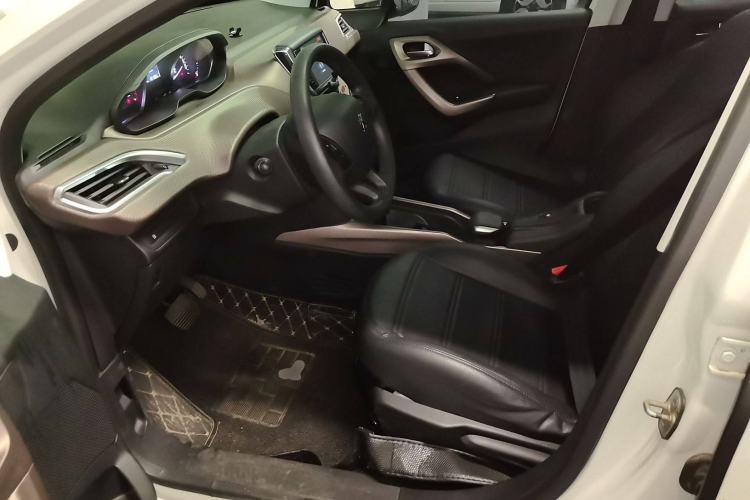 Used Peugeot 2008 2014 1.6L Automatic Fashion Edition Left Front Seat