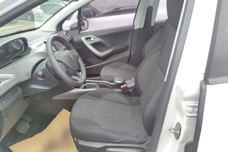Used Peugeot 2008 2014 1.6L Automatic Fashion Edition Left Front Seat