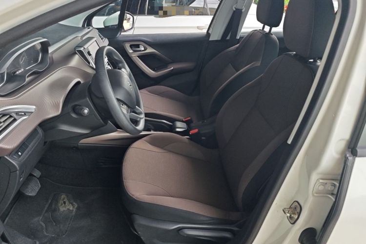 Used Peugeot 2008 2014 1.6L Automatic Fashion Edition Left Front Seat