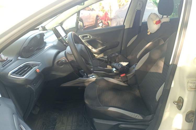 Used Peugeot 2008 2014 1.6L Automatic Trend Edition Left Front Seat