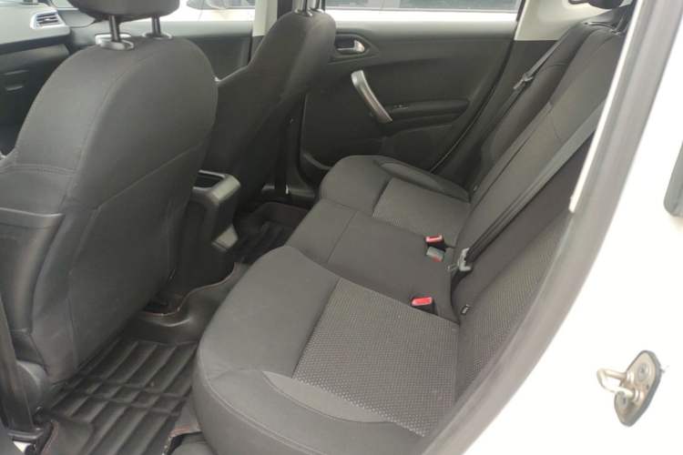 Used Peugeot 2008 2014 1.6L Automatic Fashion Edition Left Rear Seat