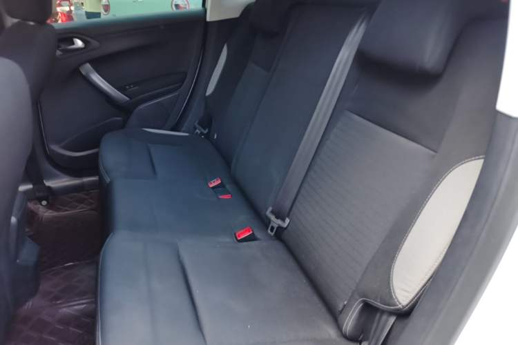 Used Peugeot 2008 2014 1.6L Automatic Trend Edition Left Rear Seat