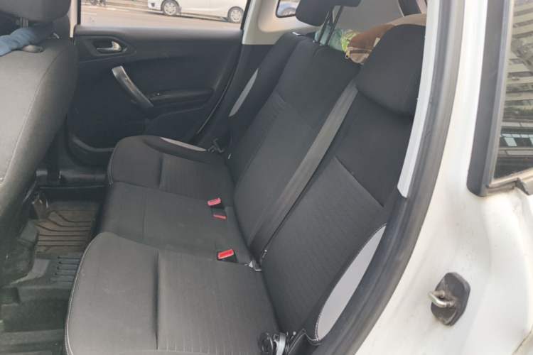 Used Peugeot 2008 2014 1.6L Automatic Trend Edition Left Rear Seat