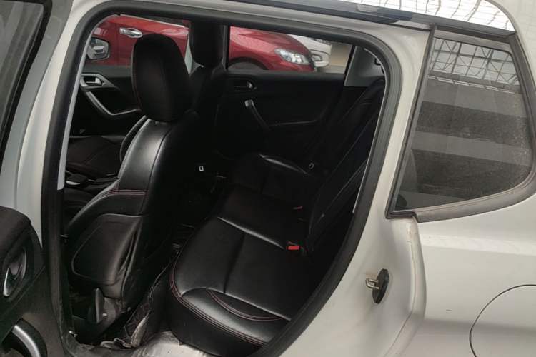 Used Peugeot 2008 2014 1.6L Automatic Fashion Edition Left Rear Seat