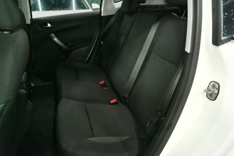 Used Peugeot 2008 2014 1.6L Automatic Fashion Edition Left Rear Seat