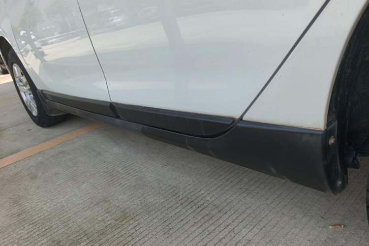 Used Peugeot 2008 2014 1.6L Manual Trend Edition Left Side Sill