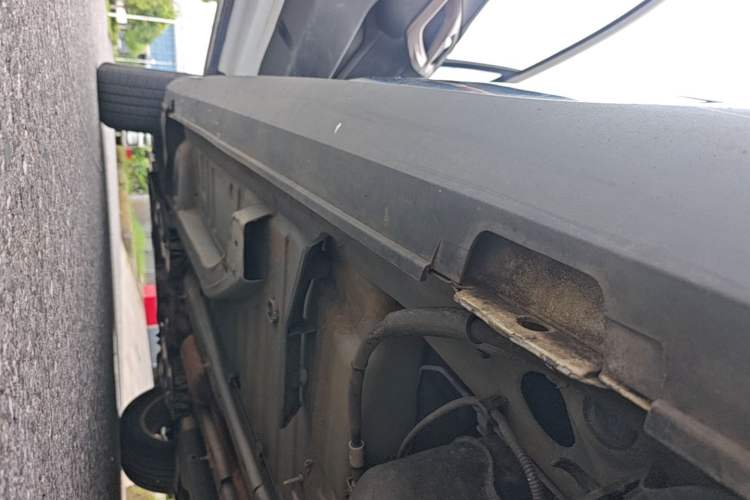 Used Peugeot 2008 2014 1.6L Automatic Fashion Edition Left Side Sill
