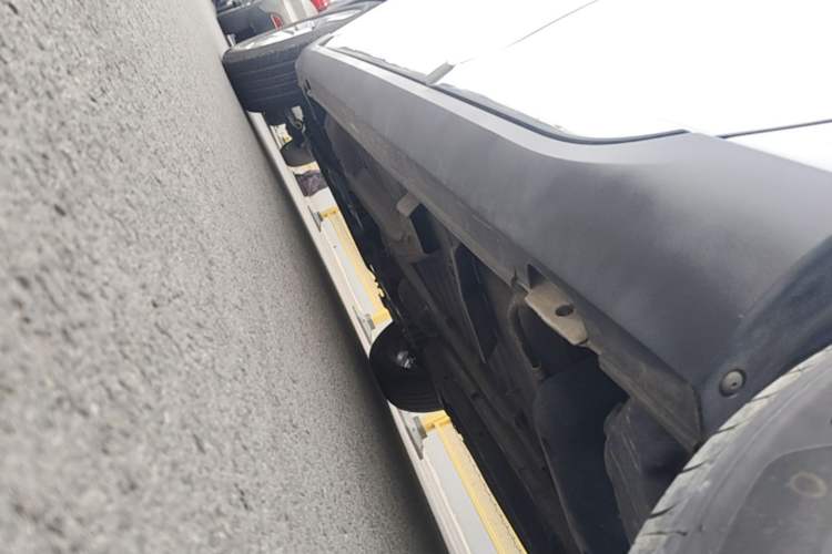 Used Peugeot 2008 2014 1.6L Automatic Fashion Edition Left Side Sill