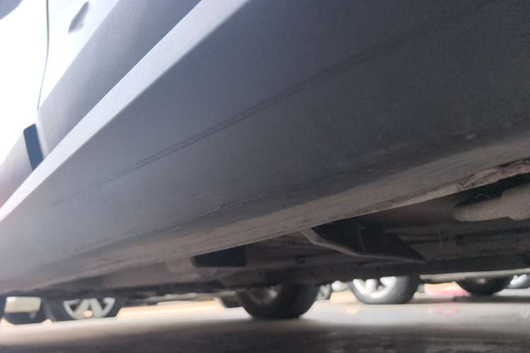Used Peugeot 2008 2014 1.6L Manual Trend Edition Left Side Sill