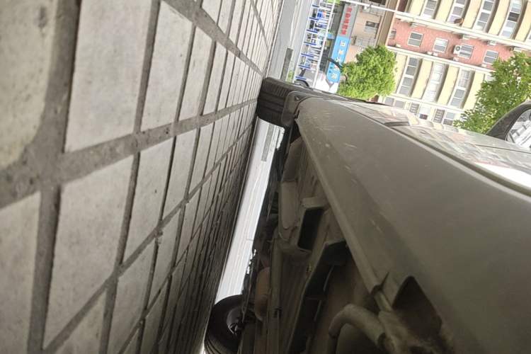 Used Peugeot 2008 2014 1.6L Automatic Fashion Edition Left Side Sill