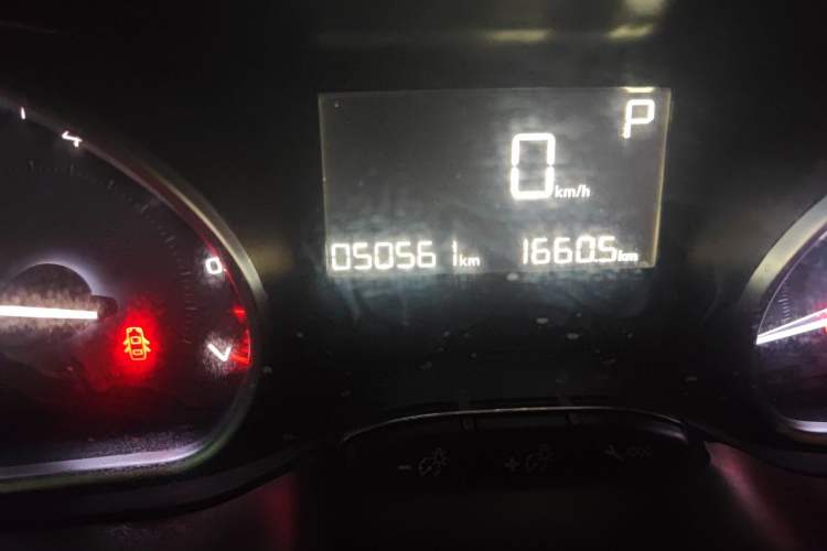 Used Peugeot 2008 2014 1.6L Automatic Fashion Edition Odometer Close Up