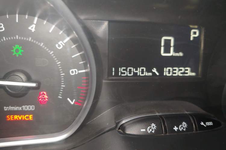 Used Peugeot 2008 2014 1.6L Automatic Fashion Edition Odometer Close Up