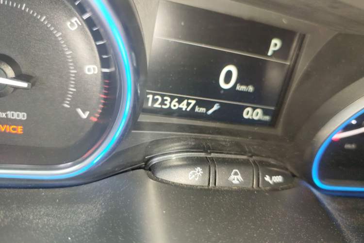 Used Peugeot 2008 2014 1.6L Automatic Navigation Edition Odometer Close Up