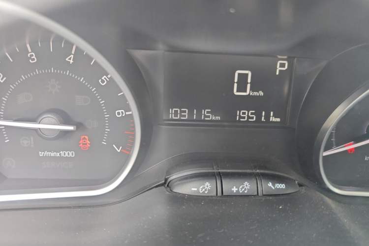 Used Peugeot 2008 2014 1.6L Automatic Fashion Edition Odometer Close Up