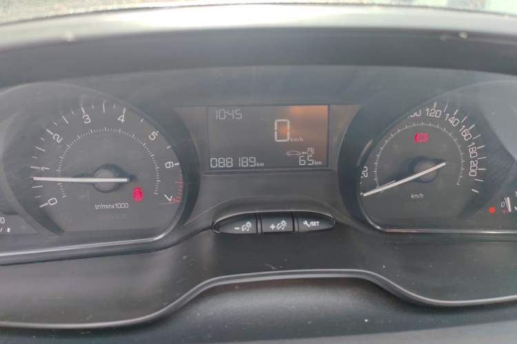 Used Peugeot 2008 2014 1.6L Manual Trend Edition Odometer Close Up