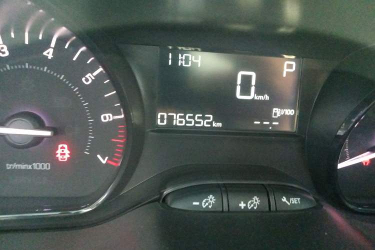 Used Peugeot 2008 2014 1.6L Automatic Trend Edition Odometer Close Up