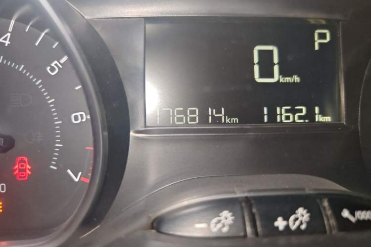 Used Peugeot 2008 2014 1.6L Automatic Fashion Edition Odometer Close Up